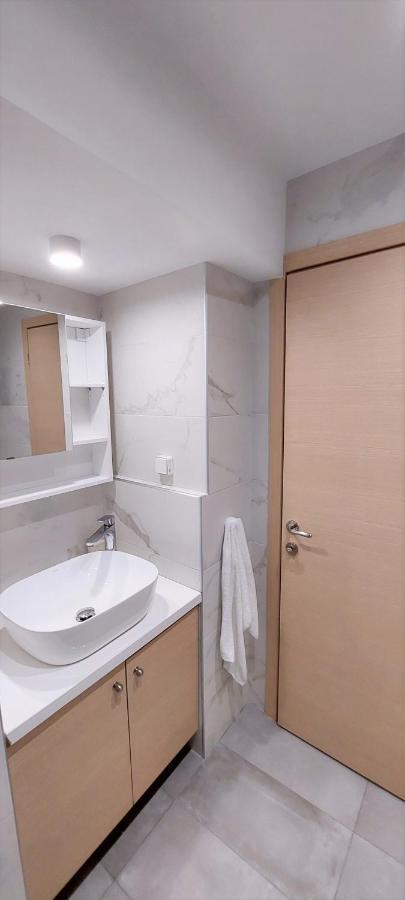 Athens Plaka Family Suites ภายนอก รูปภาพ