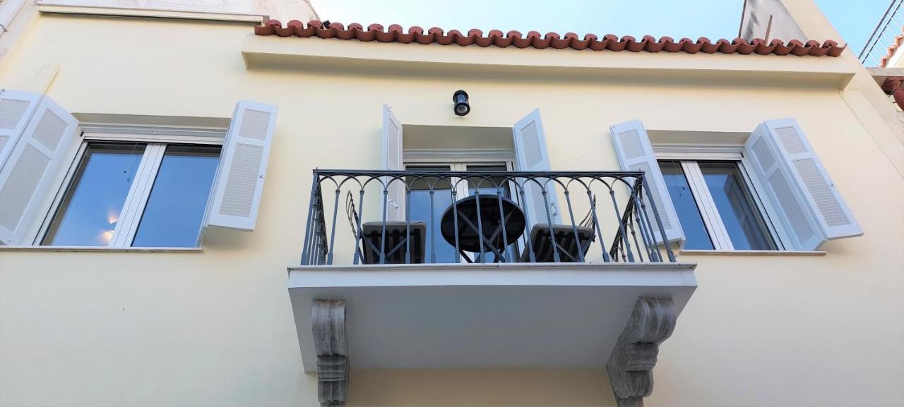 Athens Plaka Family Suites ภายนอก รูปภาพ